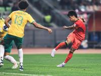 开云体育-上海上港在客场力克对手，取得三连胜的简单介绍