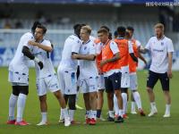 开云APP-关于巴黎FC战胜对手，提升排名的信息