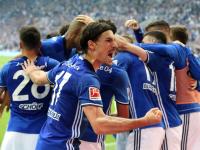 开云APP-沙尔克球迷聚集欢呼，球队笑傲赛场的简单介绍