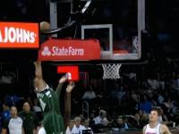 开云体育中国-热火客场逆转雄鹿，取得总冠军关键胜利的简单介绍