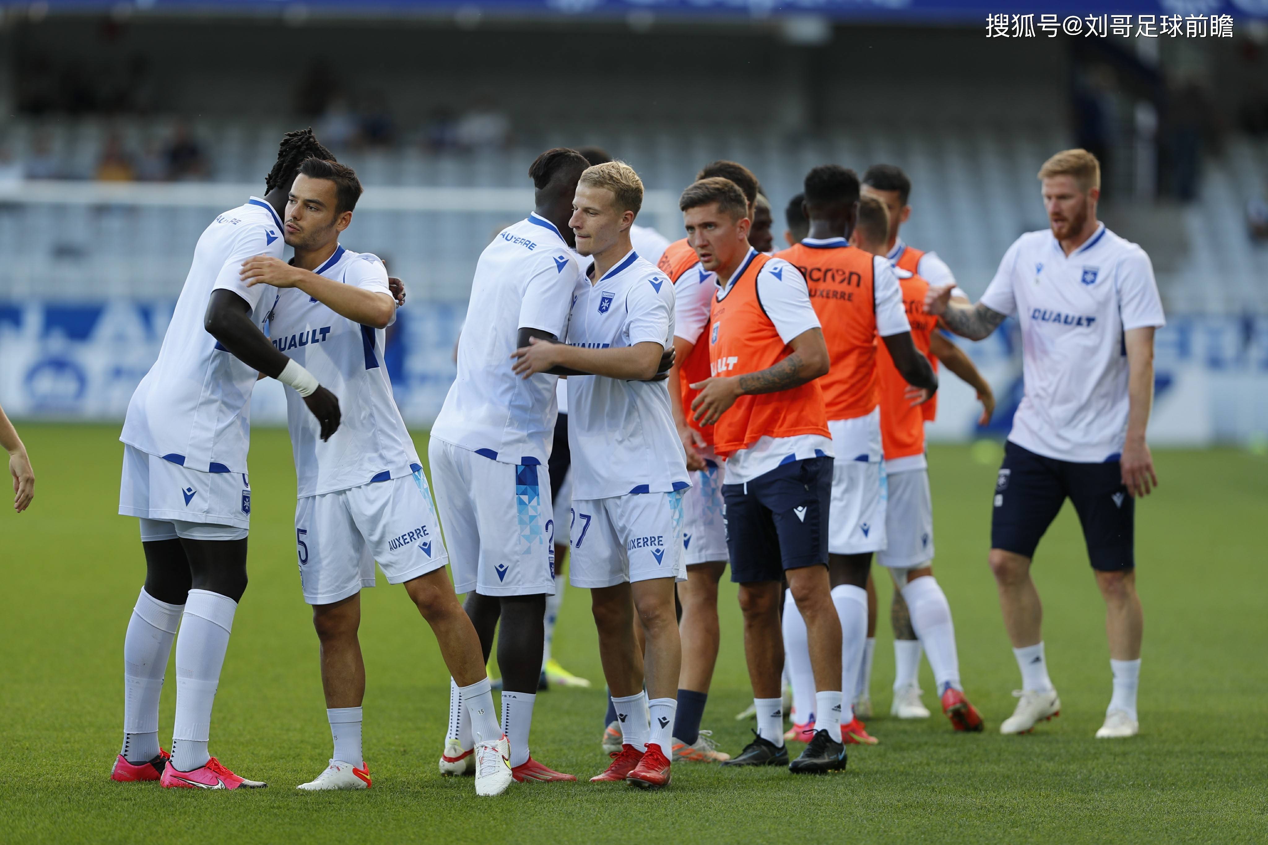 关于巴黎FC战胜对手,提升排名的信息 关于巴黎FC战胜对手,提升排名的信息