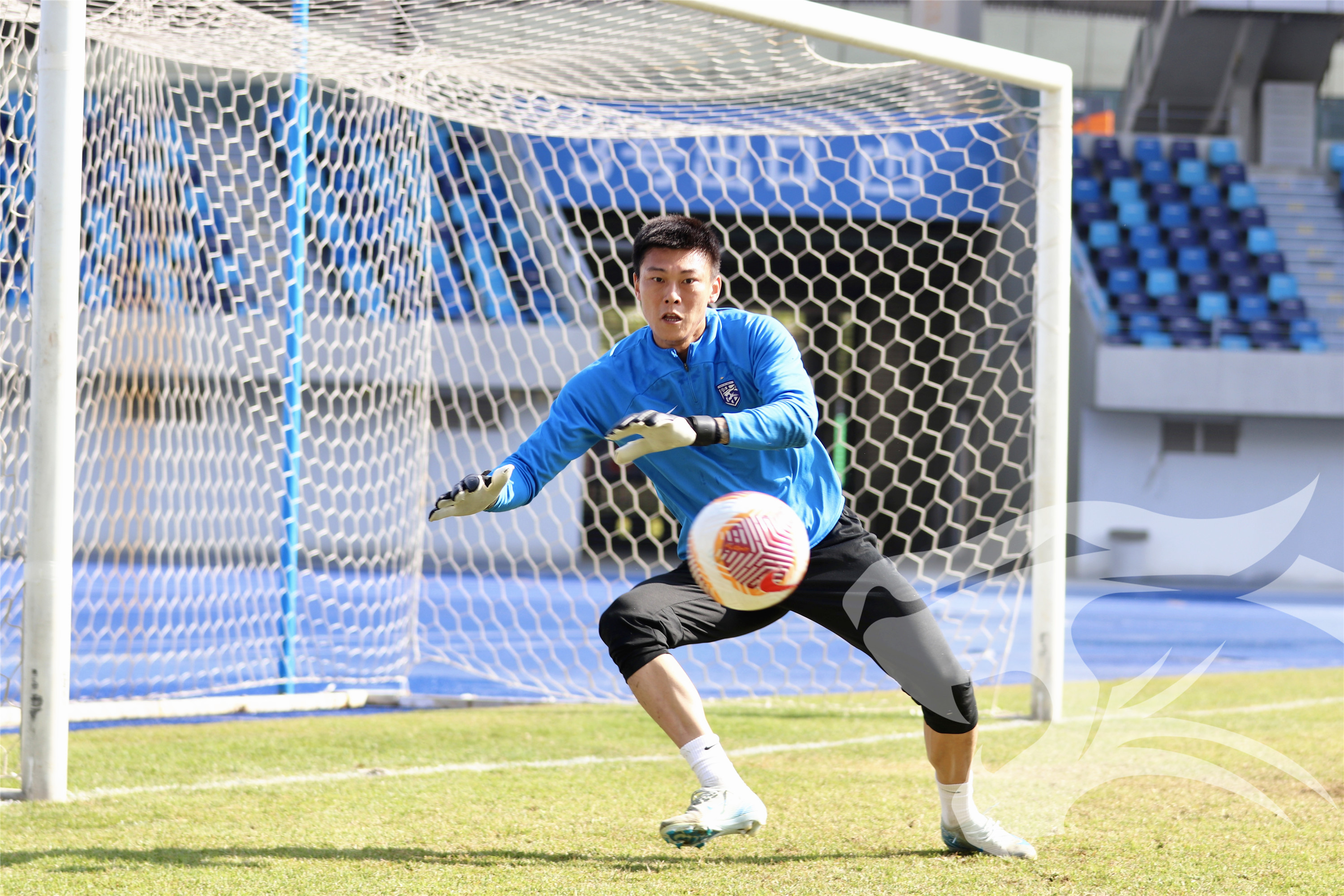 国内球队成绩斐然,备战国际赛事备受期待 国内球队成绩斐然,备战国际赛事备受期待