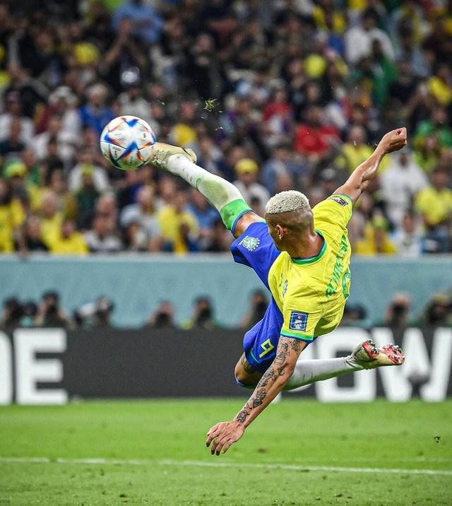 热刺前锋单刀破门,为球队在英格兰足球比赛中取得胜利的简单介绍 热刺前锋单刀破门,为球队在英格兰足球比赛中取得胜利的简单介绍