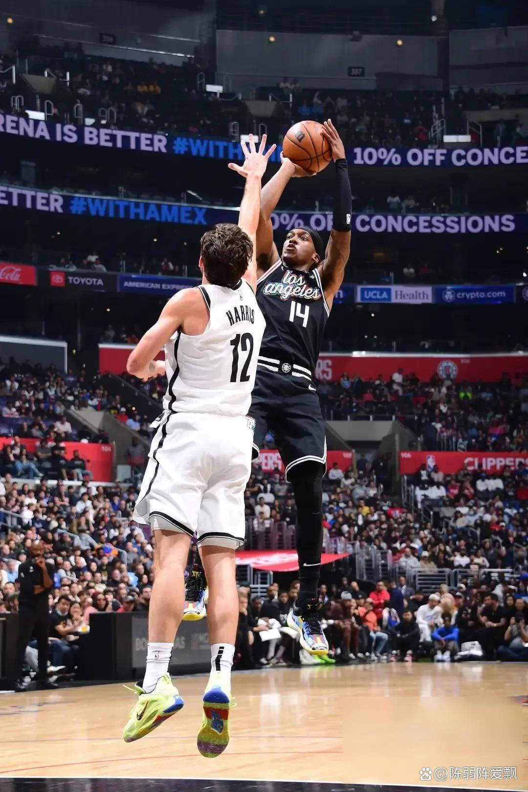 篮网苦战战胜骑士,取得胜利 篮网苦战战胜骑士,取得胜利