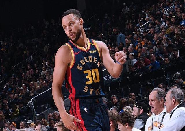 勇士队双杀国王，勒布朗生涯最弱之一