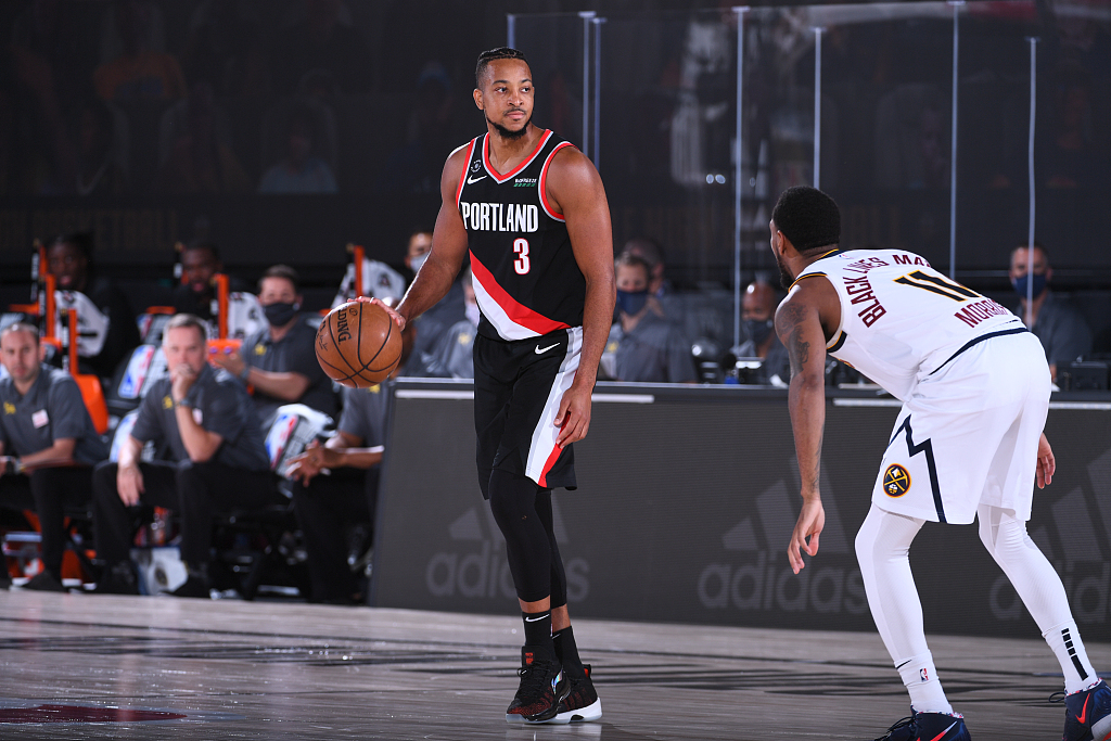 开拓者力克爵士，晋级半决赛