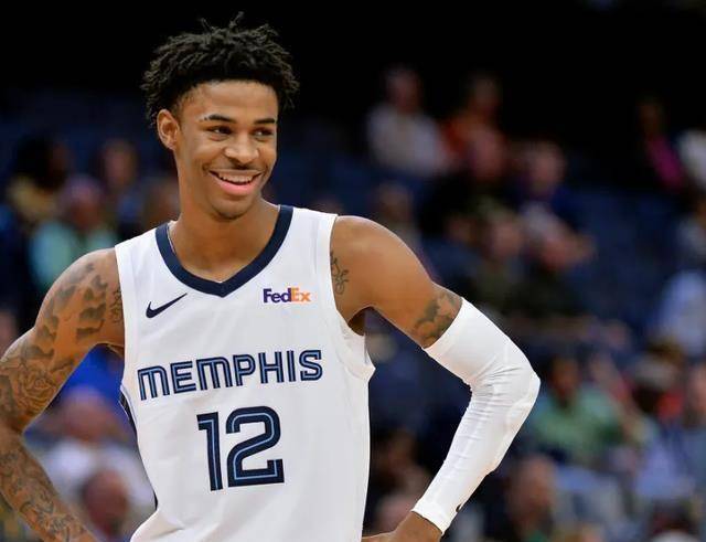 步行者大胜灰熊,取得连胜 步行者大胜灰熊,取得连胜